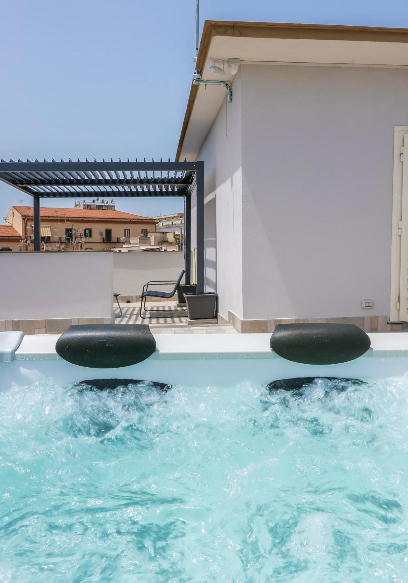 Rooftop Parthenopeo Contemporary Rooms Neapel Exterior foto